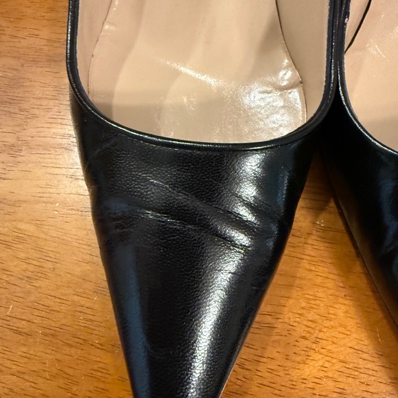 Manolo Blahnik 70mm Point Toe Black Leather Pump - Picture 5 of 15